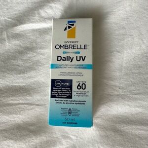 Garnier Ombrelle Daily UV Anti-Dry Moisturizer Lotion - SPF 60- 50ml